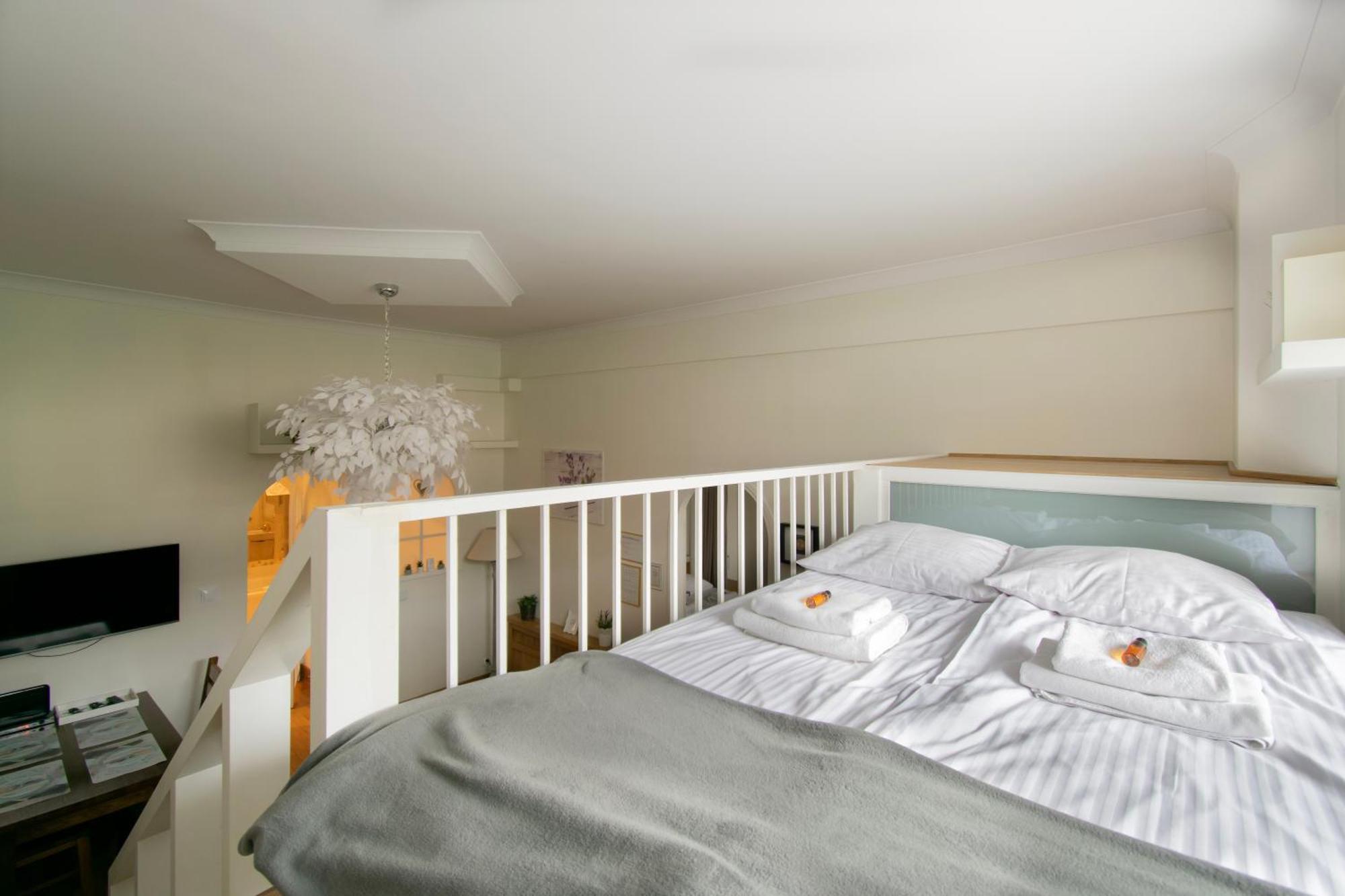 Stylish 2 Bedroom Apartment Morsztynowska Street Краков Экстерьер фото